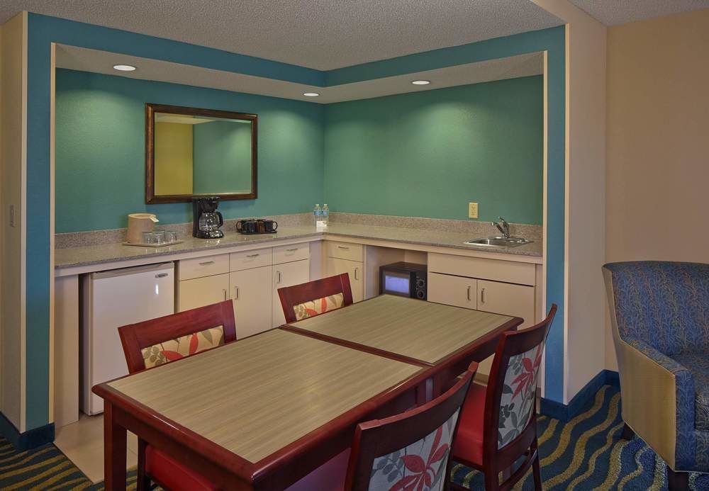 COURTYARD BY MARRIOTT KEY WEST WATERFRONT